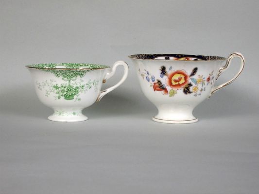 GAINSBOROUGH 07 Wileman Demi & Tea Cups